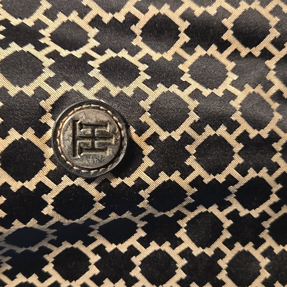 Tommy Hilfiger Geometric Black and Tan Tote - Picture 2 of 6